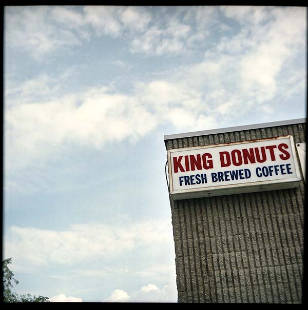 greatwall_kingdonuts.jpg