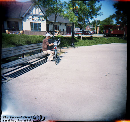 holga_bikeradio.jpg