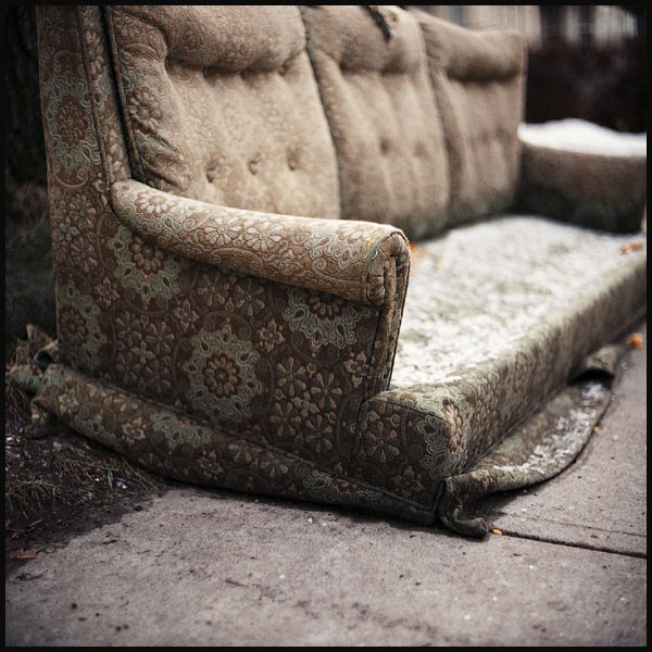 kiev88_couch_wide.jpg