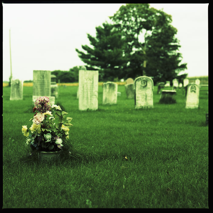 mennonitegraveyard.jpg
