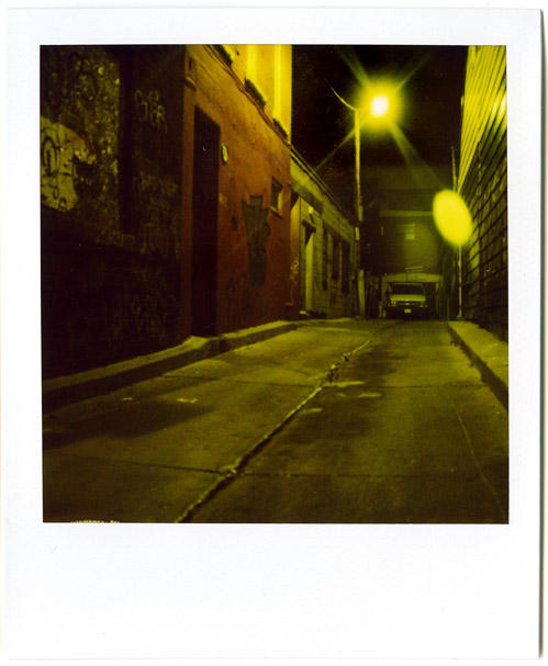 night_kensignton_alley.jpg